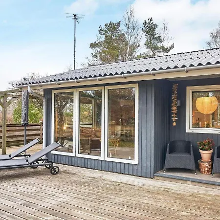 Aakirkeby Xliv *